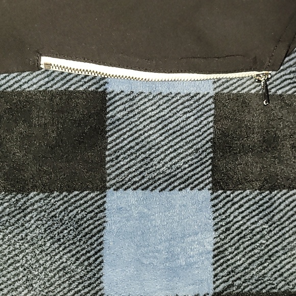 Streetwear Tee shirt. Triple Layered. Two zippers for adjusting. N NELLA. Large - Picture 4 of 10